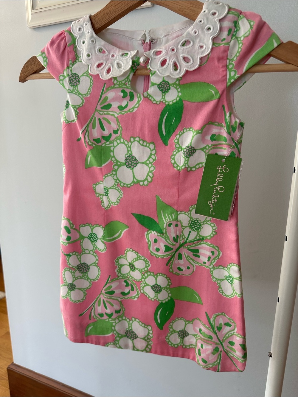 Lilly Pulitzer Pink Floral Shift Dress with White Eyelet Collar NWT Size 4